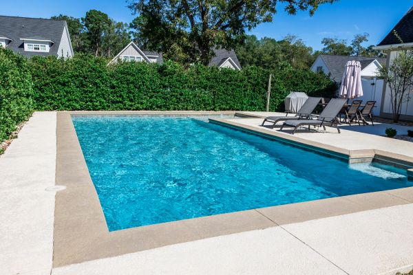 Cost of Concrete Pool Deck Replacement in Gaithersburg