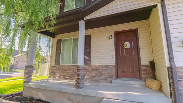 Cost of Concrete Porch Installation in Gaithersburg
