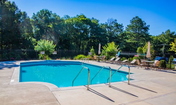 Cost of Pool Paving Installation in Gaithersburg